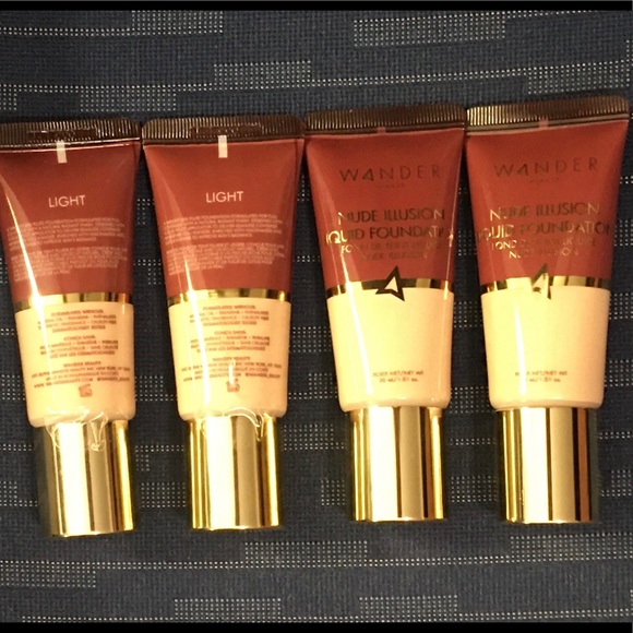 Wander Beauty Nude Illusions Foundation. LIGHT - Picture 1 of 5